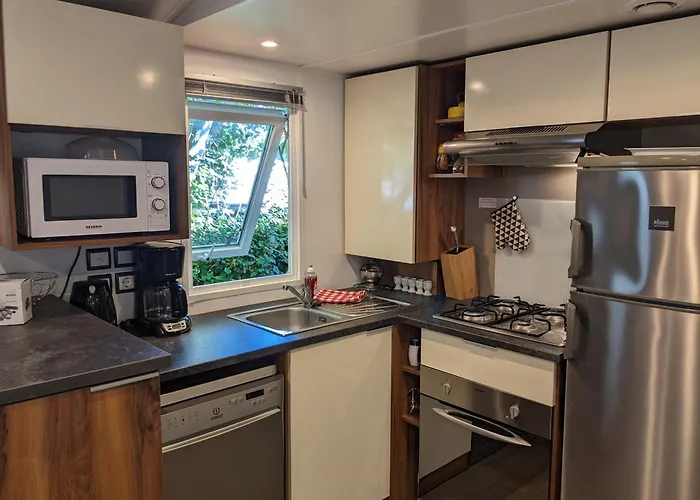 Joli Mobil-Home 3 Chambres 34 Siblu La Reserve