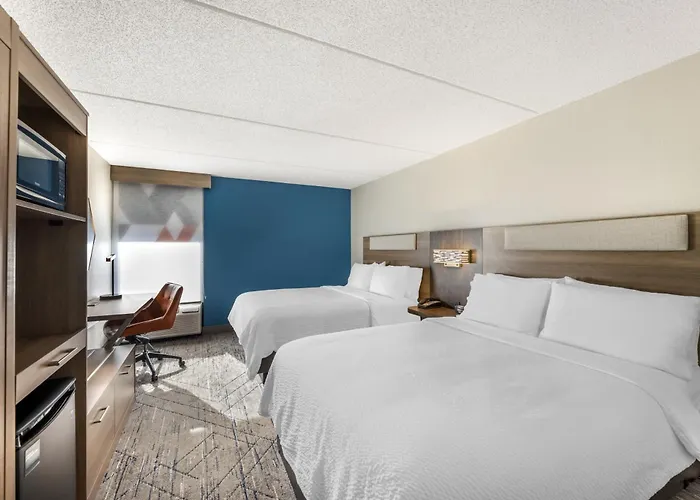 Holiday Inn Express Crestwood By Ihg