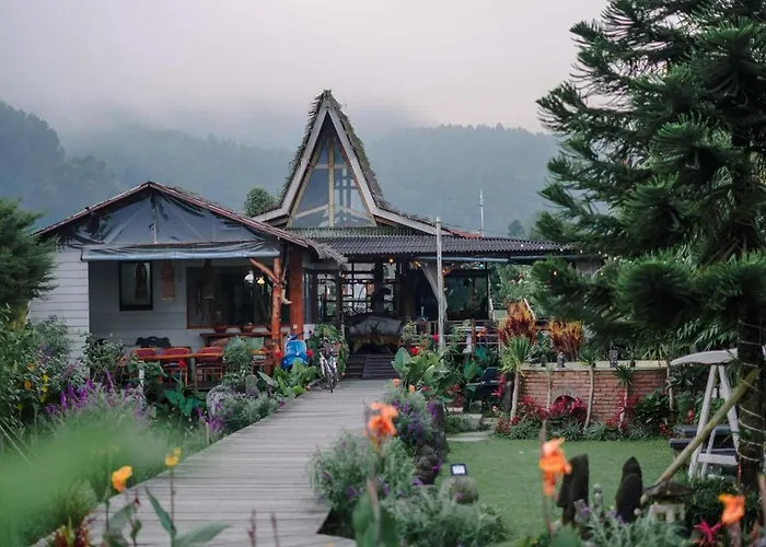 Pondanu Cabins By The Lake