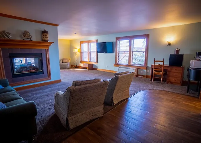 Nuk'S Executive Suites