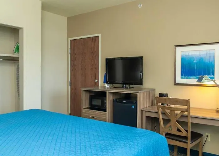 Port Of Kimberling Resort & Campground