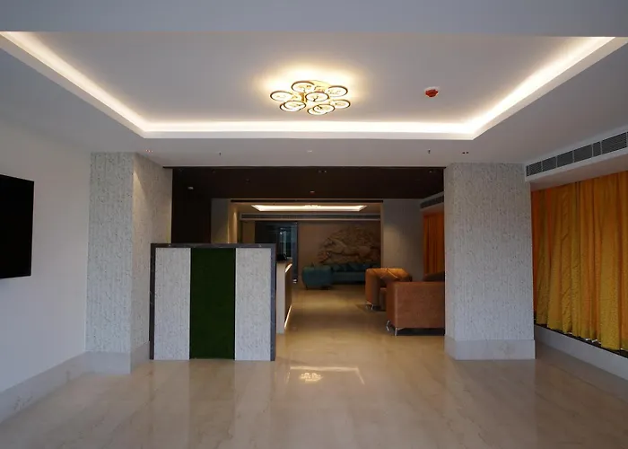 Hotel Sastha Grand