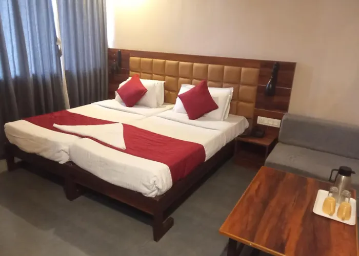 Hotel Samrat, Kolhapur