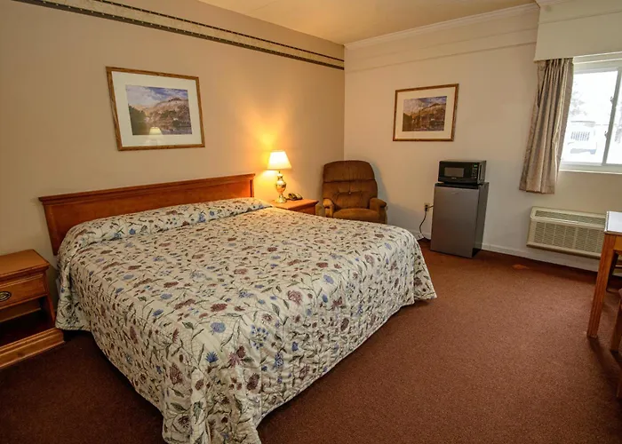 Westgate Inn