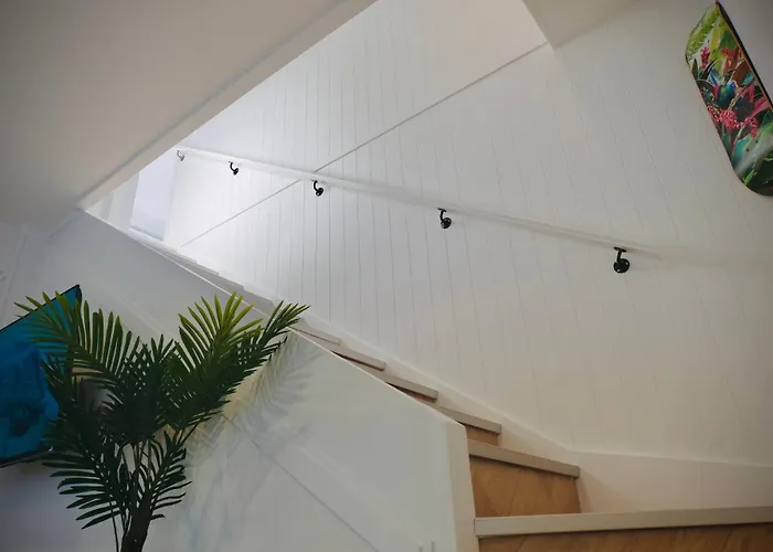 Aotearoa Surf Lodge