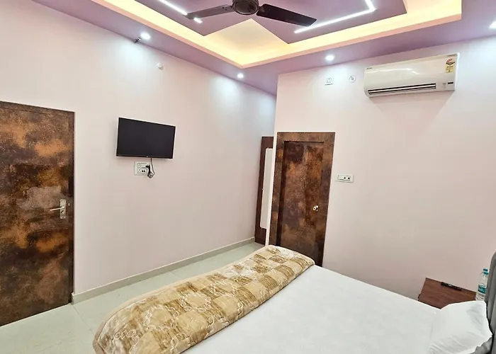 Ojas Royale - Banquet And Hotel