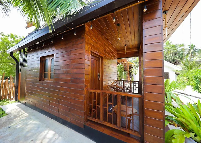 Inpan'S Beach Resort Batticaloa
