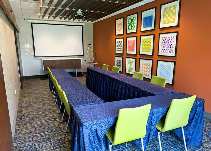 Holiday Inn Express & Suites New Braunfels By Ihg