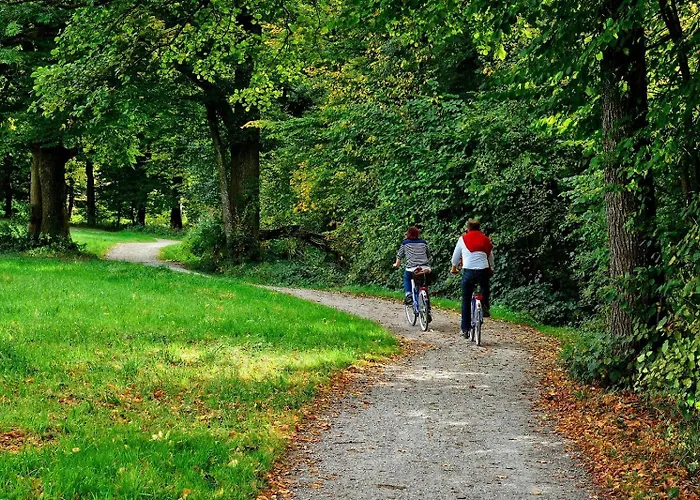 Chalet Bosrust Met Serre & Priveparking Natuur Nabij Maastricht