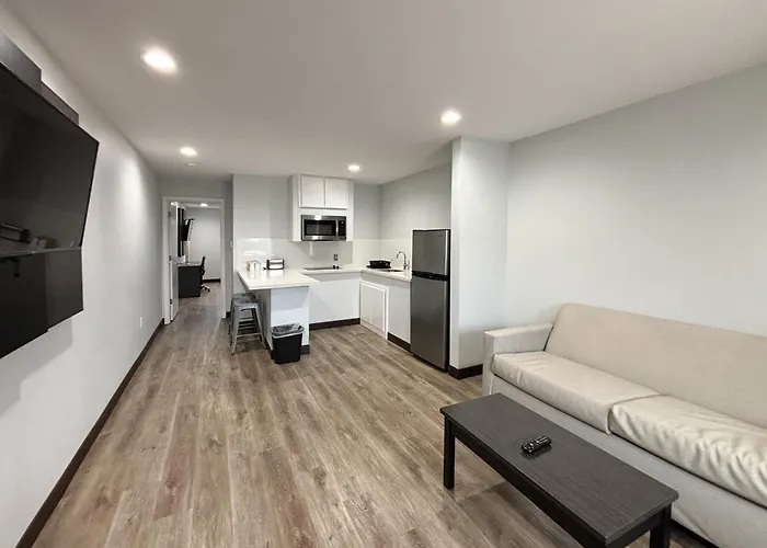 Studio 6 Sulphur La