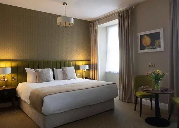 Cahir House Hotel