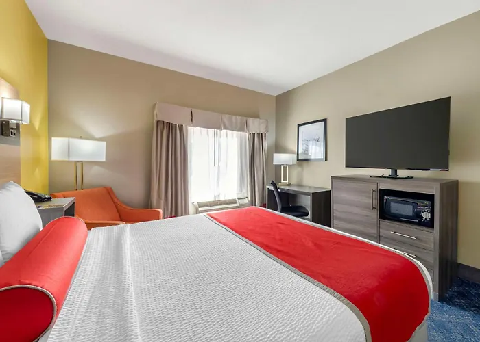 Best Western Plus Midwest City Inn & Suites
