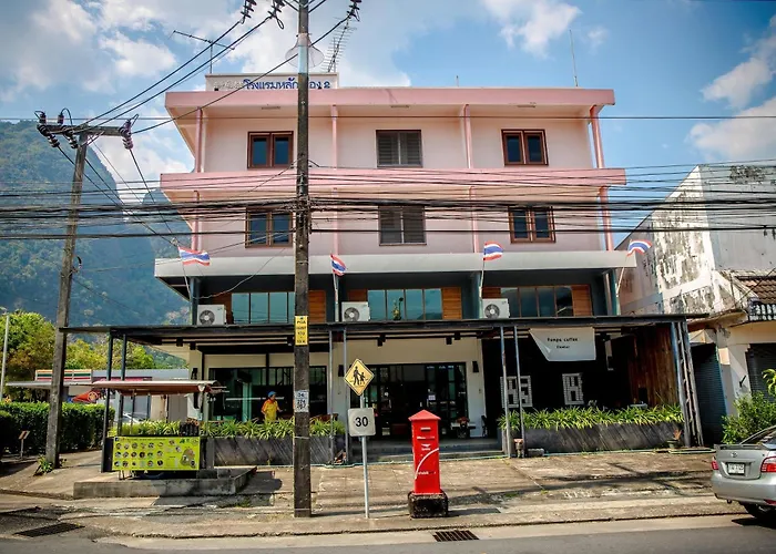Lukmuang 2 Hotel