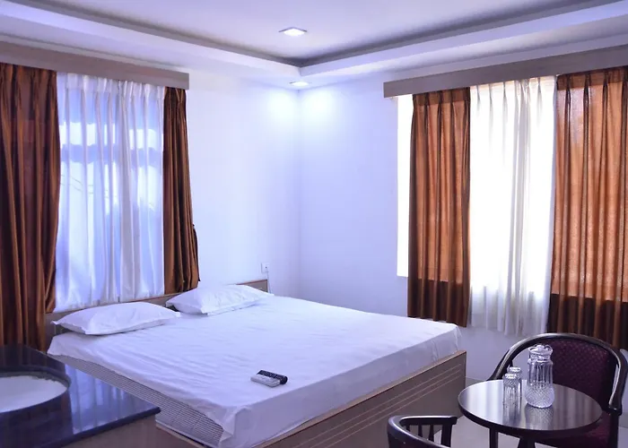Golden Grand By Xury Hotels