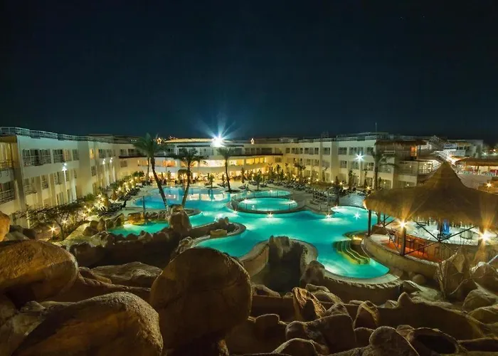 Swiss Heaven Sharming Inn Hotel-Couples & Families Only