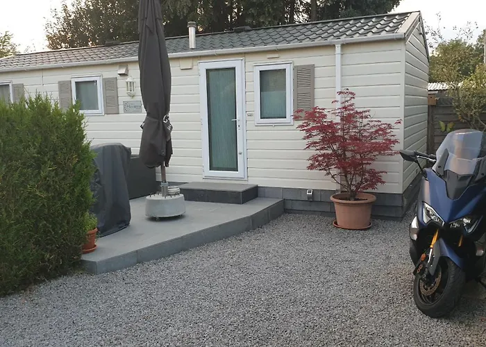 Logement Vacances Yvoir Avec Piscine Et Deux Chambres
