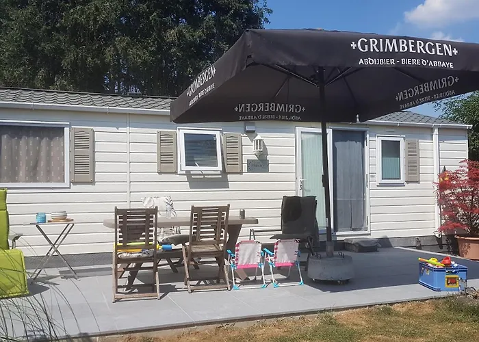Logement Vacances Yvoir Avec Piscine Et Deux Chambres