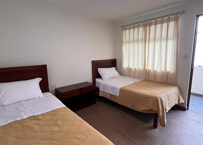 Boulevard Hotel