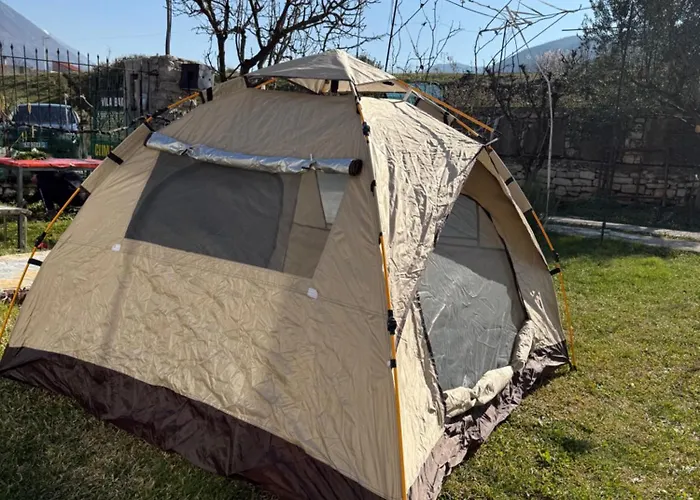 Parking& Campsite Bakiaj