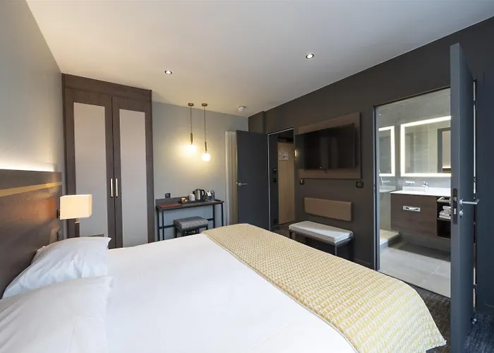 Hotel Bristol