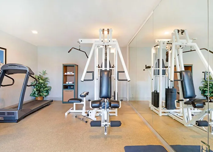 Best Western Cedar Inn & Suites