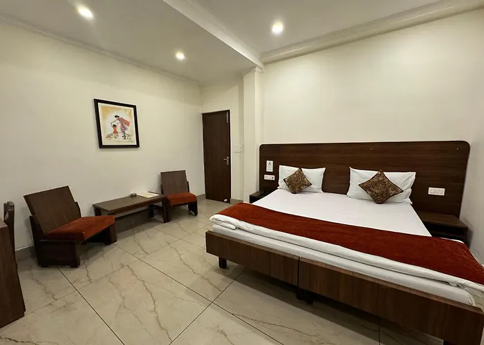 Hotel Saluja