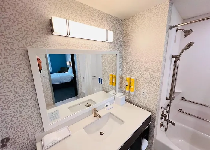 Home2 Suites By Hilton Pensacola Airport Medical Center