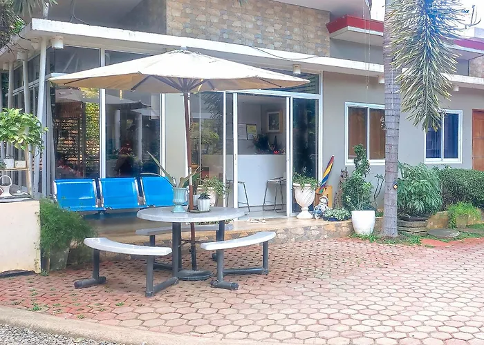 Alejandro'S Suites & Venue