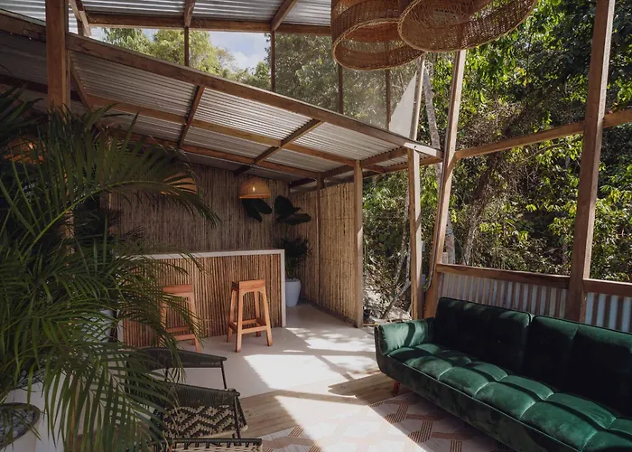Bajo El Cielo Glamping Minca
