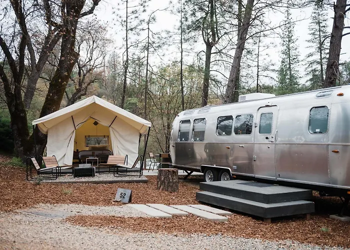 Autocamp Sequoia