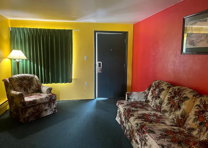 Holly Motel Southampton