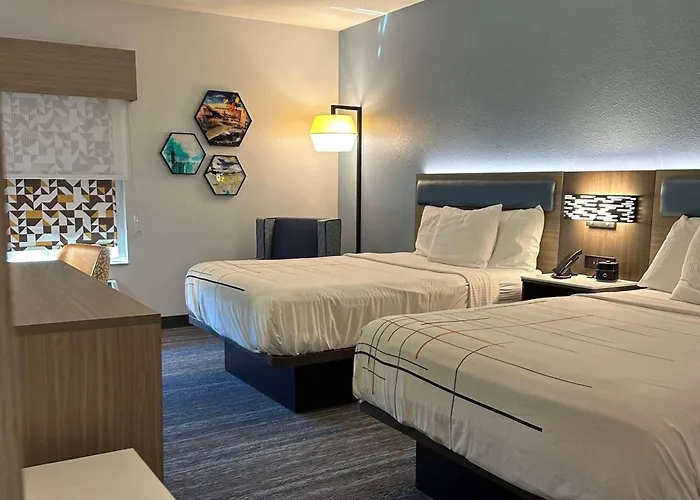 La Quinta By Wyndham Macon West