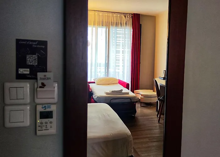 Tulip Inn Sainte Clotilde, La Reunion, Navette Gratuite Vers L'Aeroport