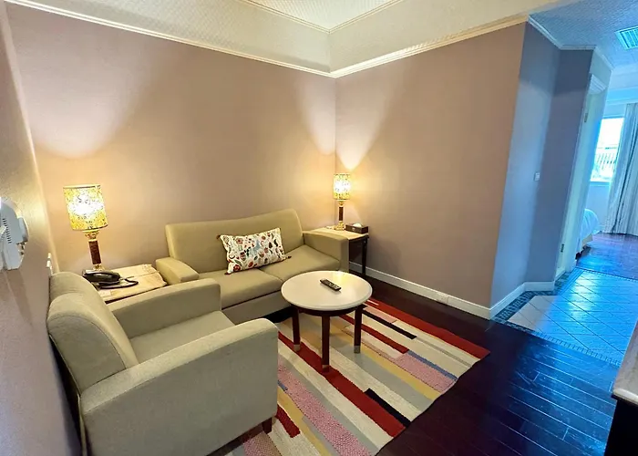 Hualien Charming City Hotel