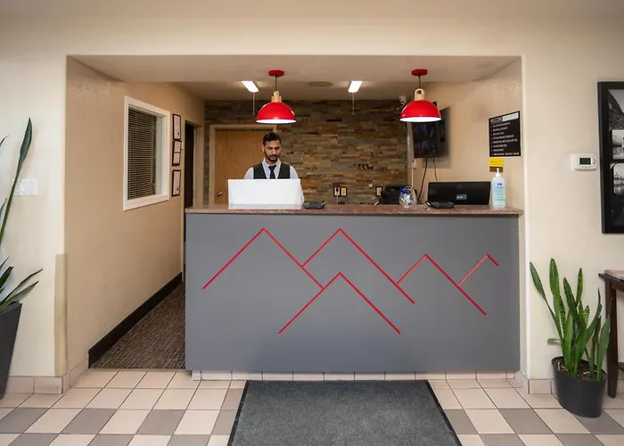 Ramada By Wyndham Cranbrook