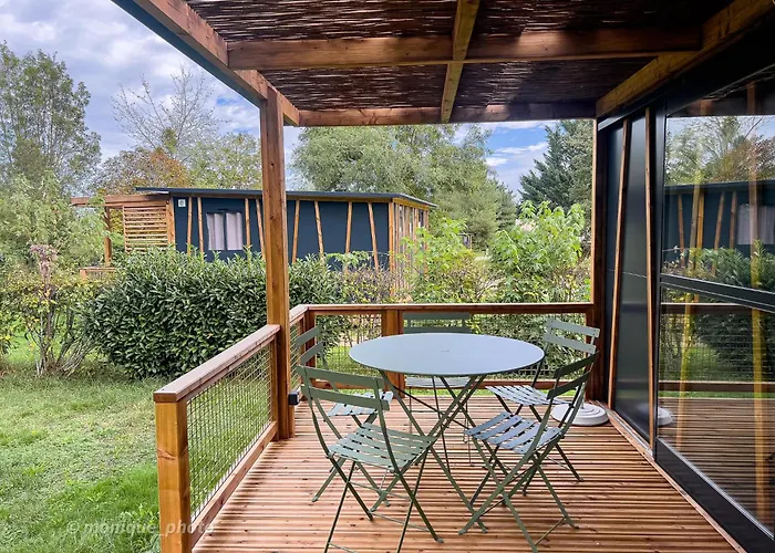 Camping Onlycamp Le Champ D'Ete