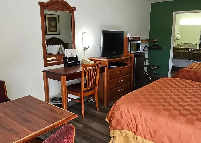 Travel Inn & Suite