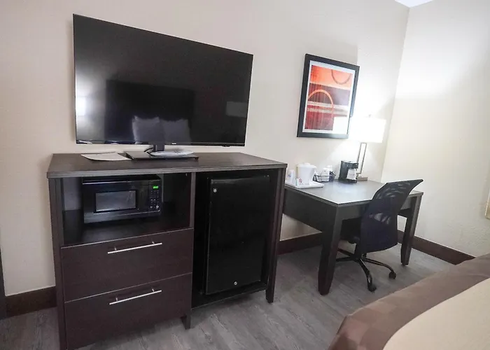 Best Western Teal Lake Inn
