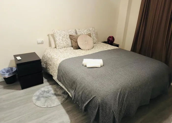 Habitaciones A Compartir En Apartamento Recien Reformado En Playa La Colonia