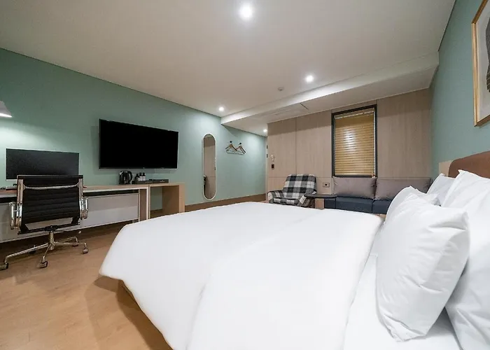 Hound Hotel Songtan