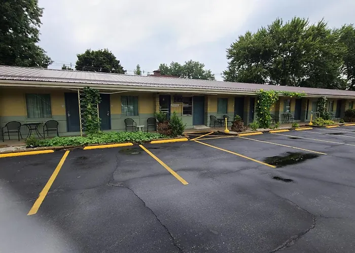 Presque Isle Motel