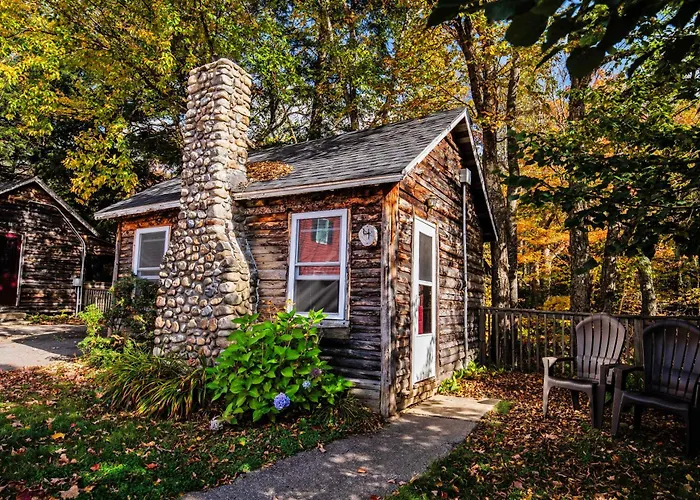 Pemi Cabins
