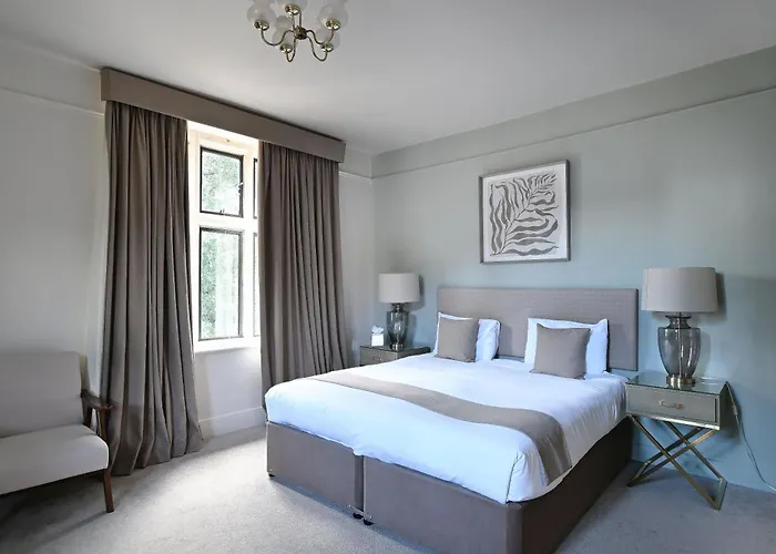Stanton Manor Hotel