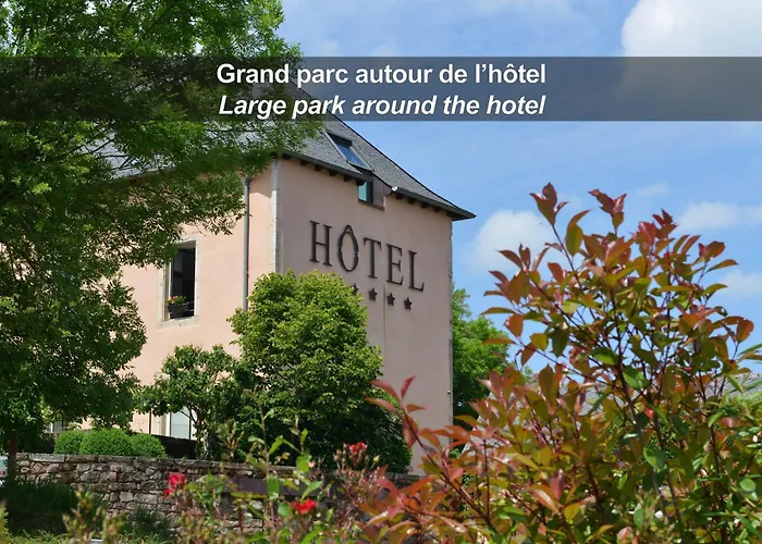 Hotel La Ferme De Bourran - Rodez - Parking Prive Avec Bornes Pour Voitures Electriques