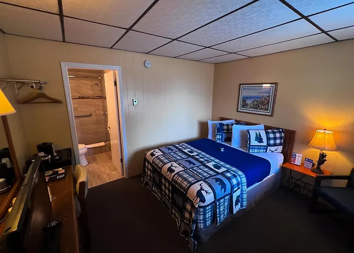 Riviera Motel