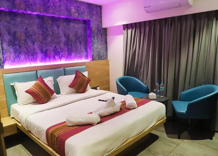 Hotel Aura Inn Airoli ,Digha
