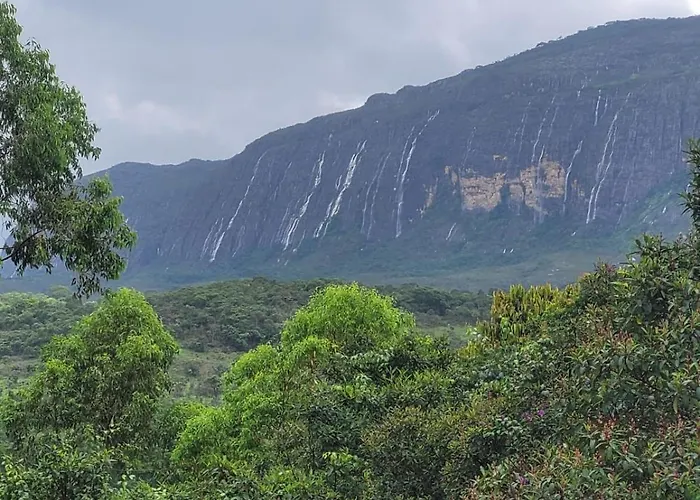 Nosso Quintal Candeias - Camping