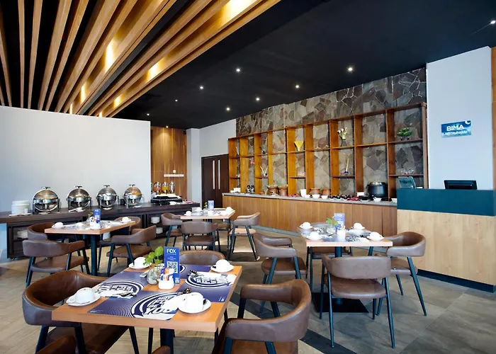 Fox Lite Hotel Cikarang