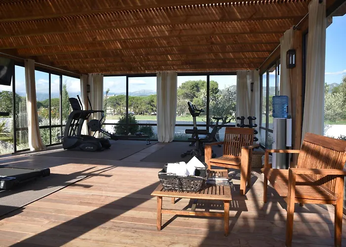 Hotel La Roya