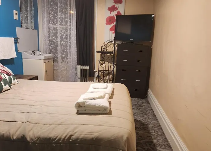 Fairlie Hotel